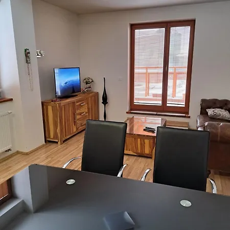 In The Center Of Poprad-free Parking Apartment *